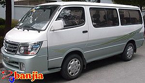 11座金杯大面包車搬家價格費(fèi)用找廣州人人搬家公司